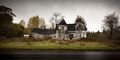 dilapidated-haunted-house-in-maine-high-res-stock-photography-1571146905.jpg